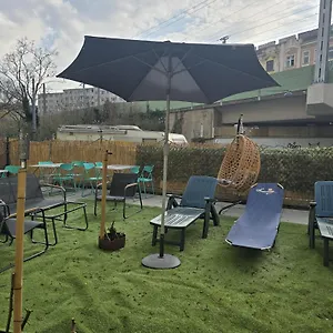 Apartament Lovely Shared 6br With Garden Near Danube & Millenium, Wiedeń