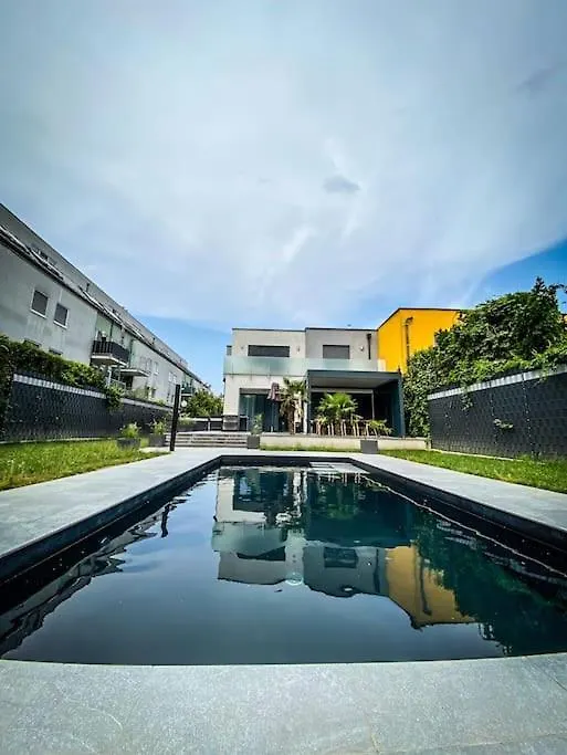 Villa Vienna Mit Pool 0*,